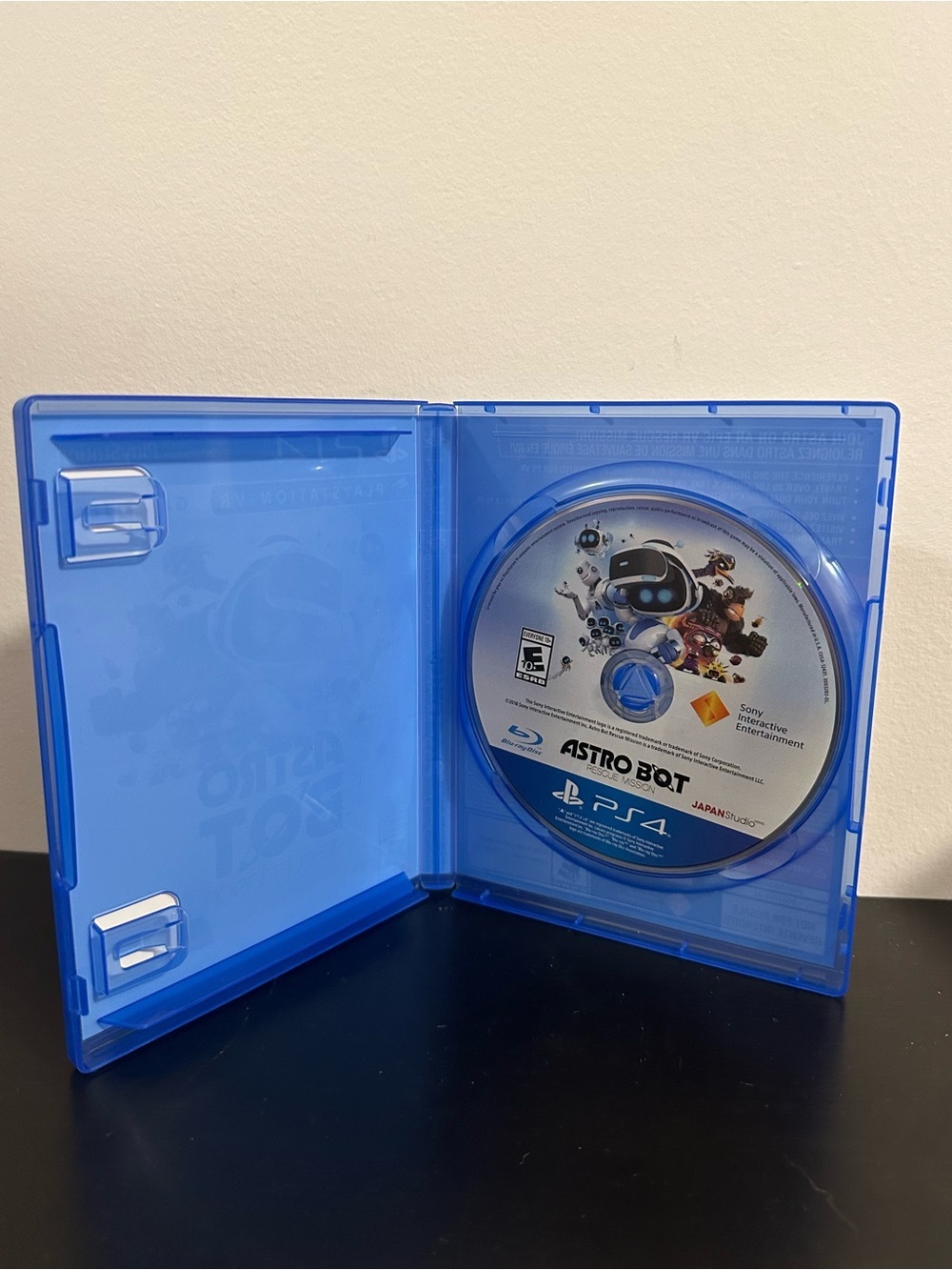 Astro Bot Rescue Mission PS4 PSVR Complete Tested Working - Picture 4 of 5